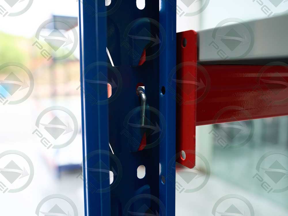 Detalle de rack de capacidad media