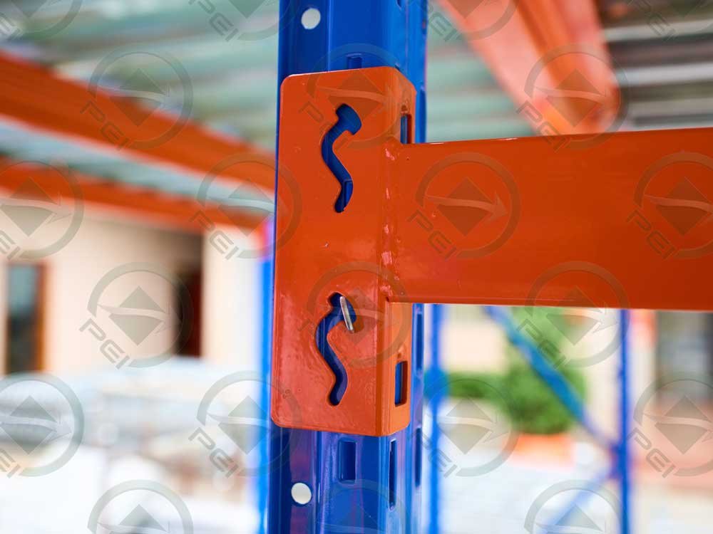 Detalle de rack mezzanine