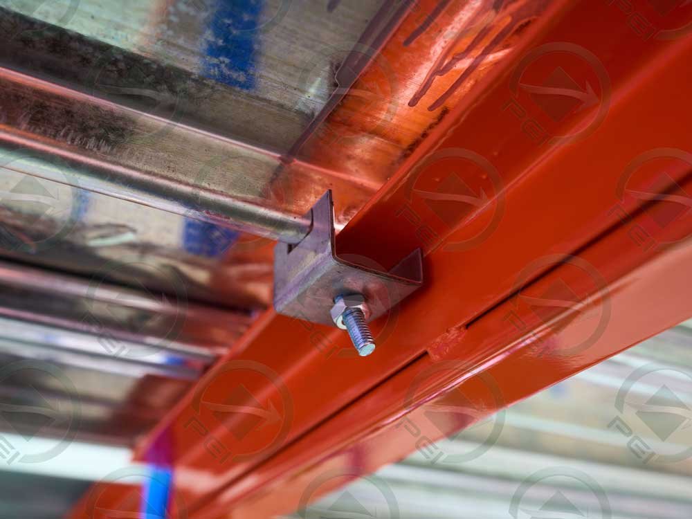 Detalle de rack mezzanine